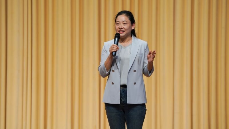 7 江西廣播電視臺(tái)記者趙洪潭_副本.jpg