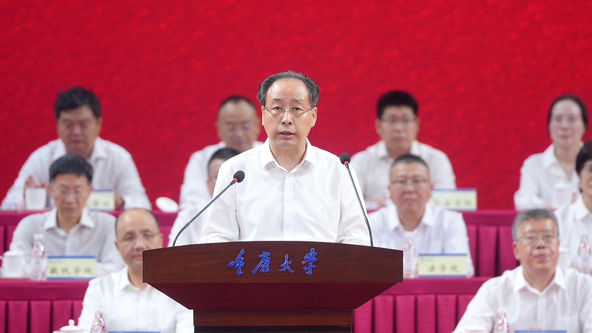 校長(zhǎng)發(fā)言.jpg
