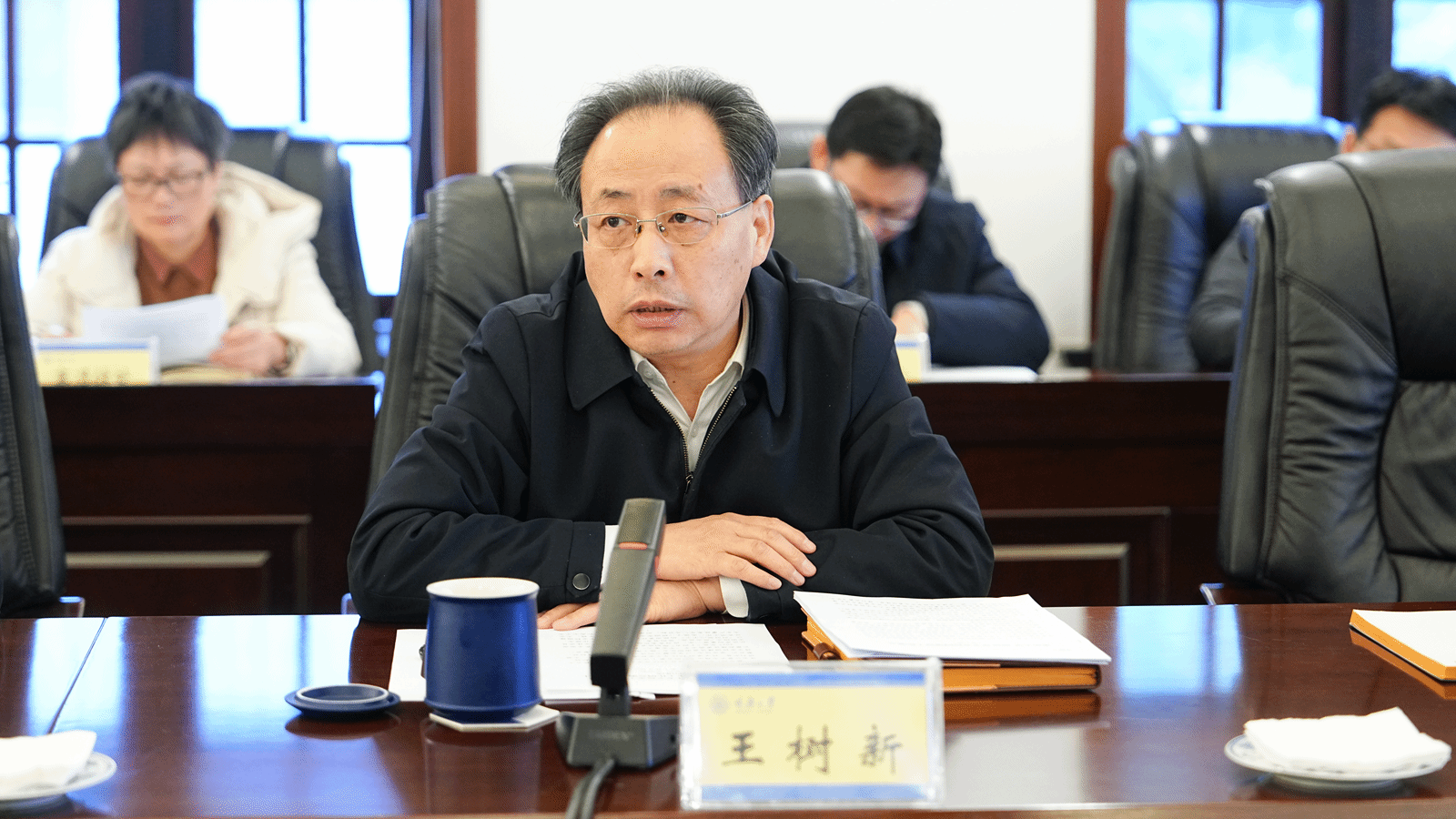 003圖片1600乘以900.png